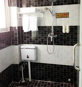Liuzhou Jinqiao Business Hotel Экстерьер фото